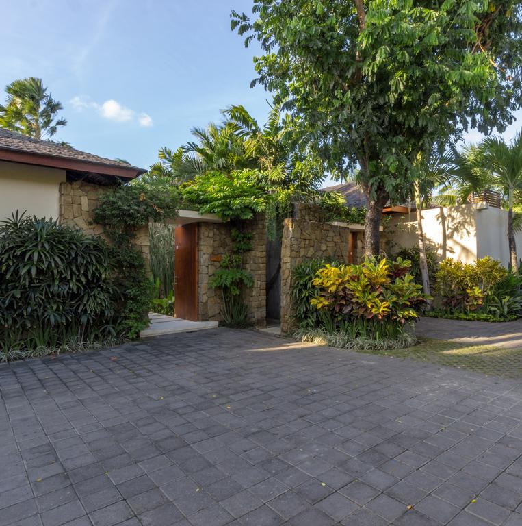 Villa Suar Drupadi เซมินยัค ภายนอก รูปภาพ