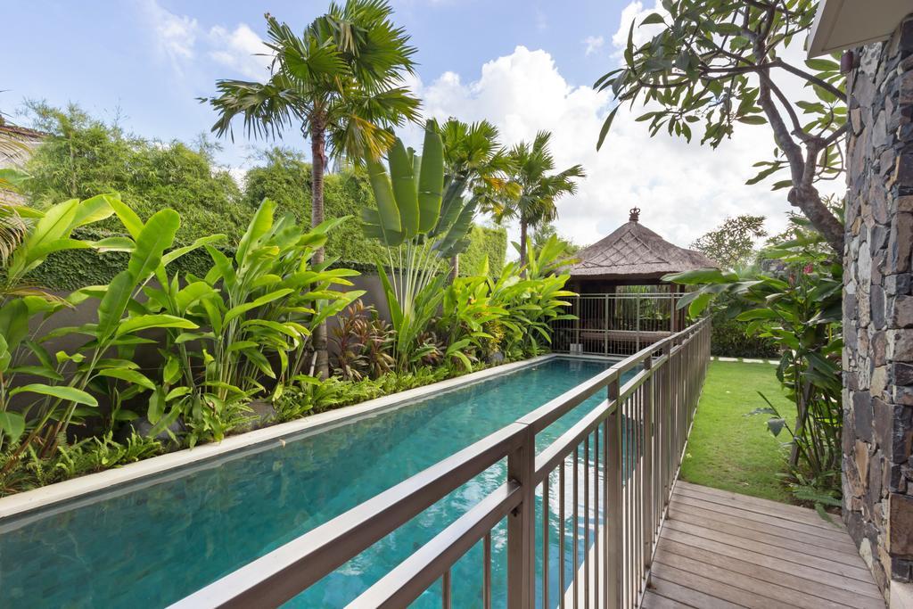 Villa Suar Drupadi เซมินยัค ภายนอก รูปภาพ