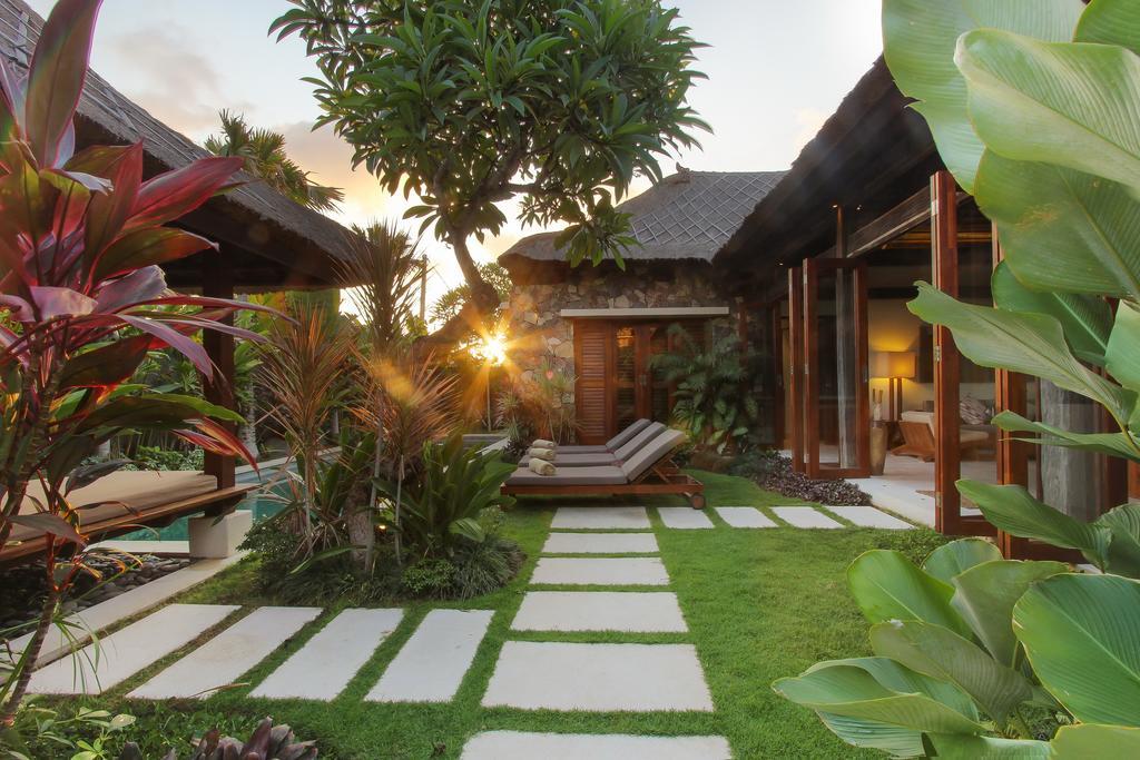 Villa Suar Drupadi เซมินยัค ภายนอก รูปภาพ